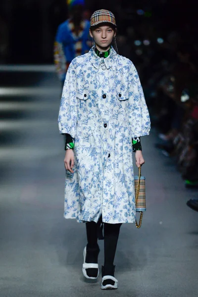 Look 57